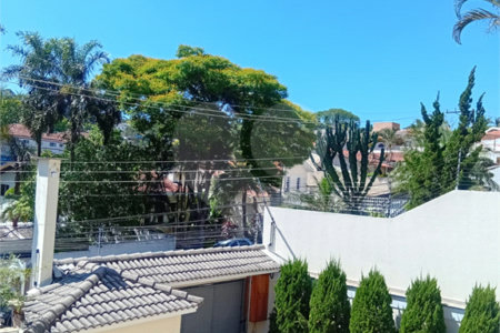 Casa à venda com 3 suítes no condomínio Residencial Jd. Floresta, São Paulo - SP