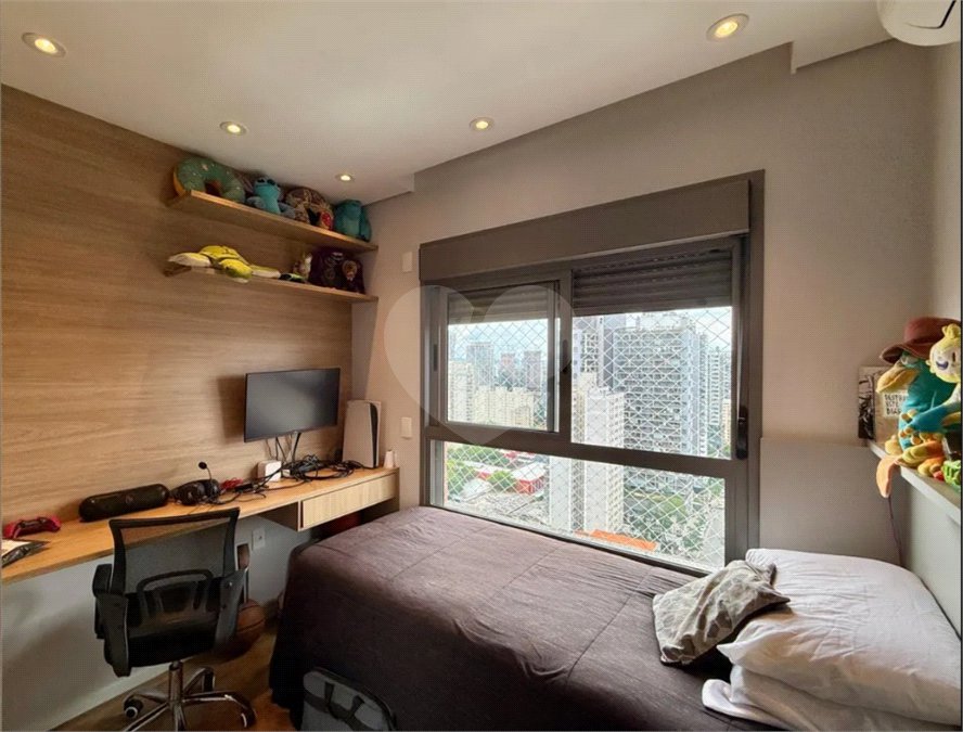 Apartamento à venda com 3 suítes em Santo Amaro, São Paulo, SP