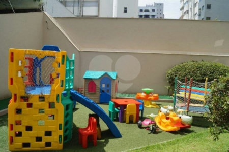 Apartamento à venda com 4 quartos, sendo 3 suítes, em Campo Belo, São Paulo, SP