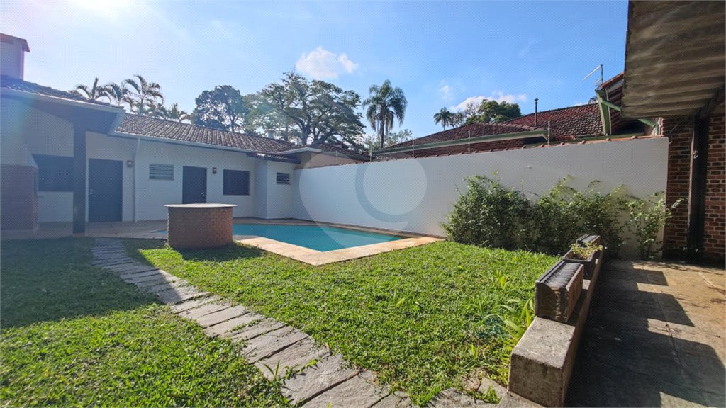 Terreno à venda com 1 suíte em Interlagos, São Paulo, SP