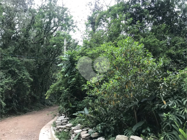 Terreno à venda no condomínio Jardim da Montanha I, Mairiporã - SP