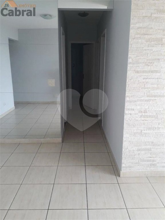 Apartamento à venda com 3 quartos, sendo 1 suíte, em Vila Gustavo, São Paulo, SP