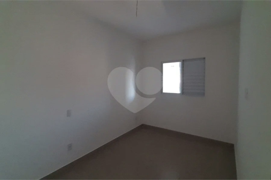 Casa à venda com 2 quartos no condomínio Residencial Luta, São Paulo - SP