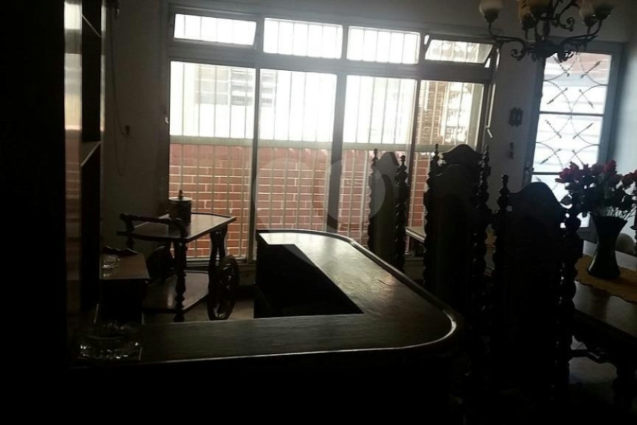 Casa Térrea à venda com 3 quartos em Bom Retiro, São Paulo, SP