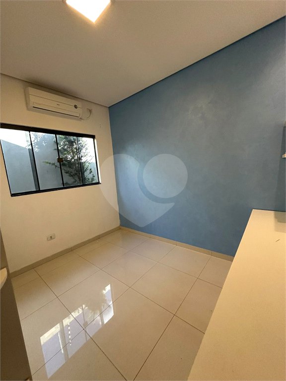 Casa à venda com 3 quartos, sendo 1 suíte,  em Jardim Estoril, Ponta Porã, MS