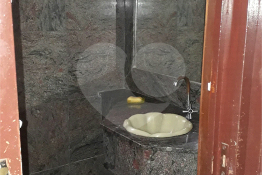 Sobrado à venda com 4 quartos, sendo 1 suíte, em Vila Nova Cachoeirinha, São Paulo, SP