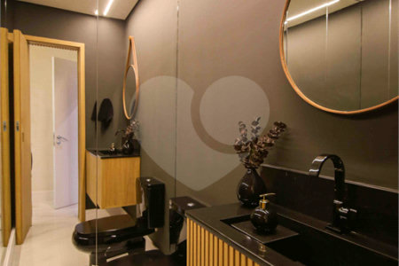 Apartamento à venda com 3 quartos, sendo 2 suítes, em Vila Andrade, São Paulo, SP