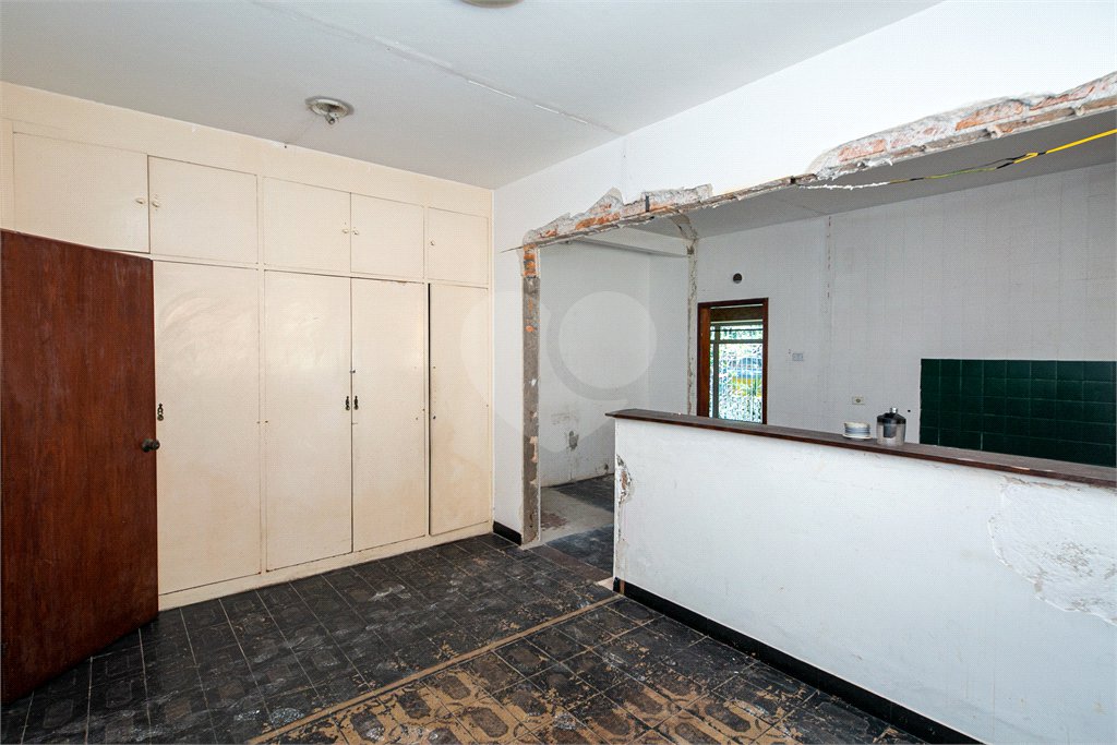 Casa Térrea à venda com 4 quartos, sendo 1 suíte,  em Brooklin Velho, São Paulo, SP