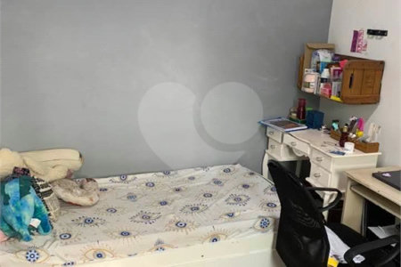 Sobrado à venda com 3 quartos, sendo 1 suíte, em Vila São Paulo, Mogi das Cruzes, SP