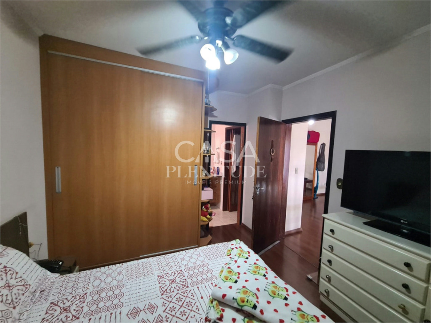 Casa em condomínio à venda com 3 quartos, sendo 1 suíte, em Granja Olga I, Sorocaba, SP