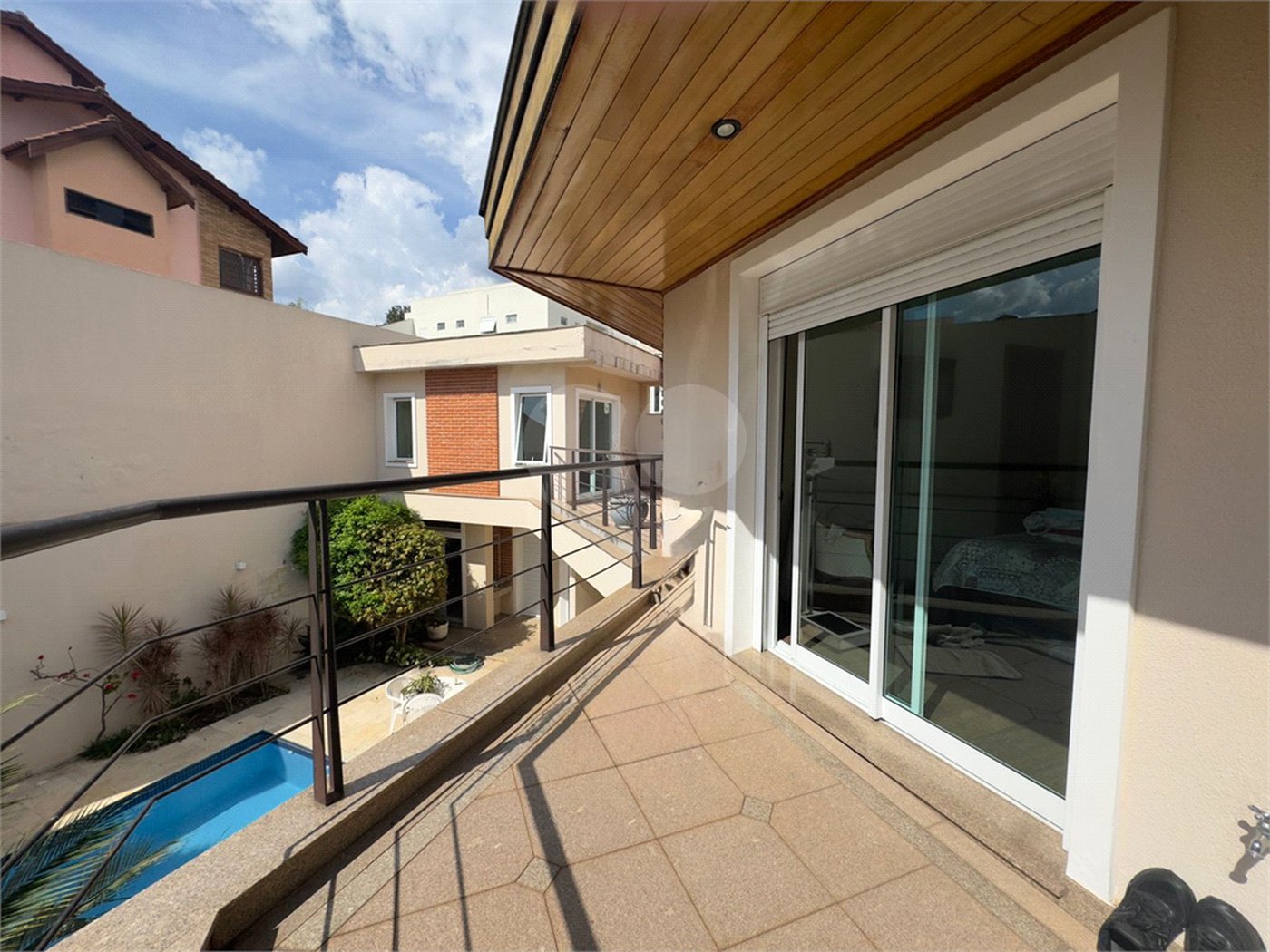 Casa à venda com 4 quartos, sendo 3 suítes,  no condomínio Village Vert, Sorocaba - SP