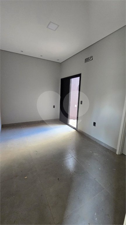 Casa à venda com 3 suítes no condomínio Village Damha III, Araraquara - SP