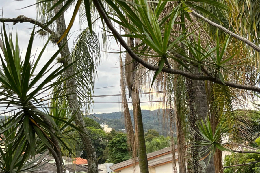 Sobrado à venda com 5 quartos, sendo 1 suíte, em Palmas do Tremembé, São Paulo, SP
