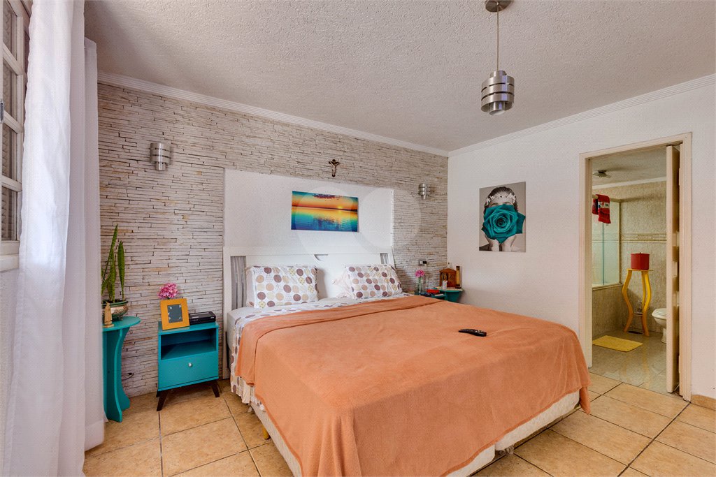 Casa de Vila à venda com 4 quartos, sendo 2 suítes,  no condomínio City Campo Grande, São Paulo - SP