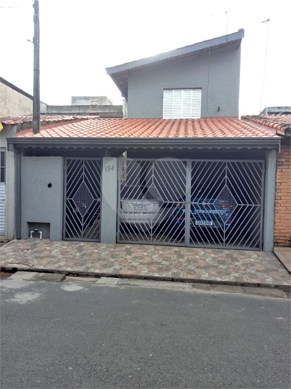 Sobrado à venda com 4 quartos em Jardim Alvinópolis II, Atibaia, SP
