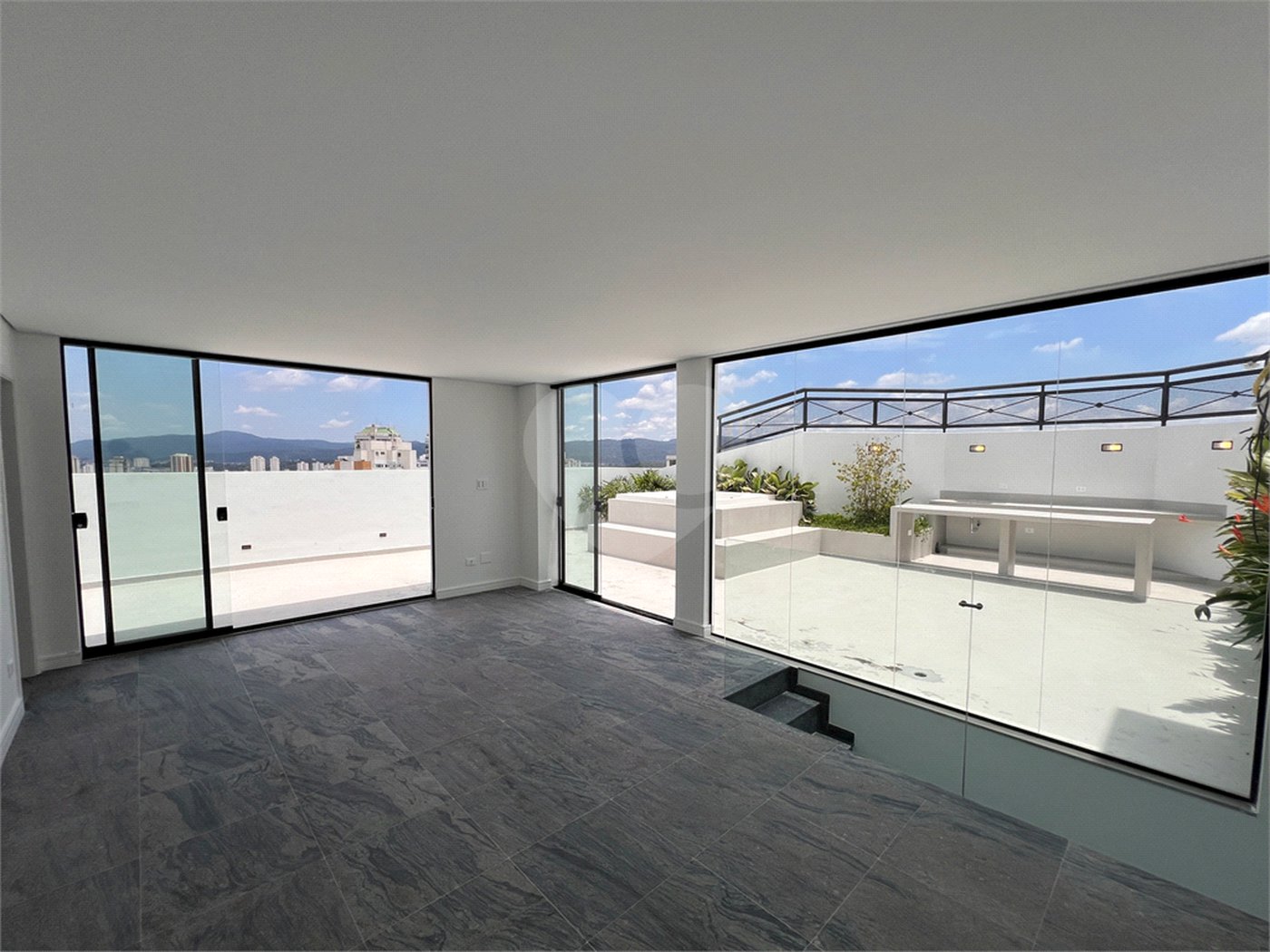 Duplex à venda com 4 suítes em Jardim São Paulo(zona Norte), São Paulo, SP