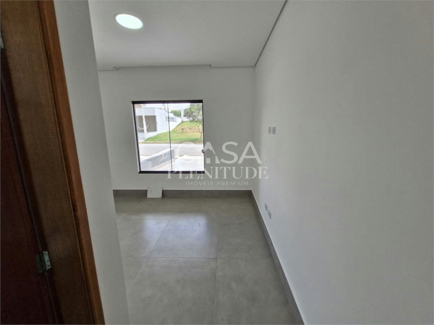 Casa em condomínio à venda com 3 quartos, sendo 1 suíte, em Cajuru do Sul, Sorocaba, SP