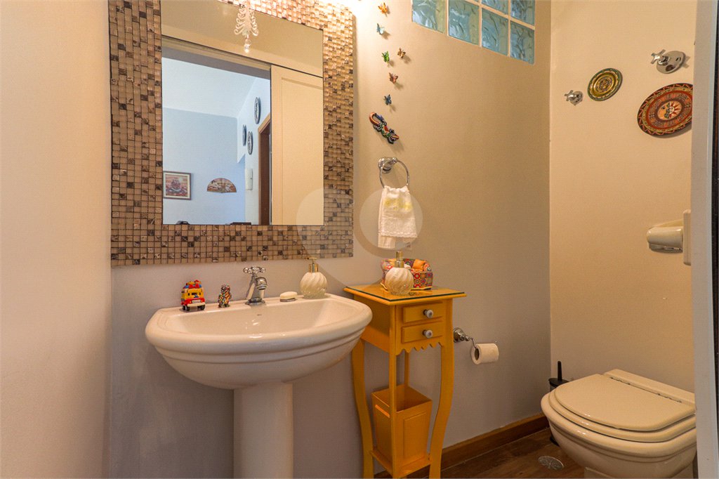 Casa Térrea à venda com 3 quartos, sendo 1 suíte, em Jardim Petrópolis, São Paulo, SP