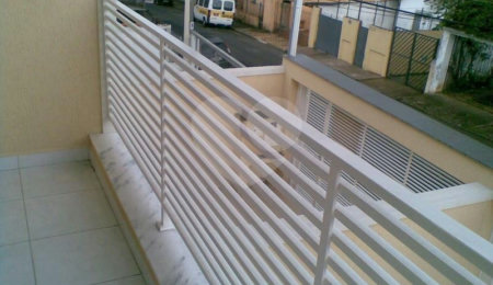 Sobrado à venda com 4 quartos, sendo 2 suítes, em Vila Sônia, São Paulo, SP