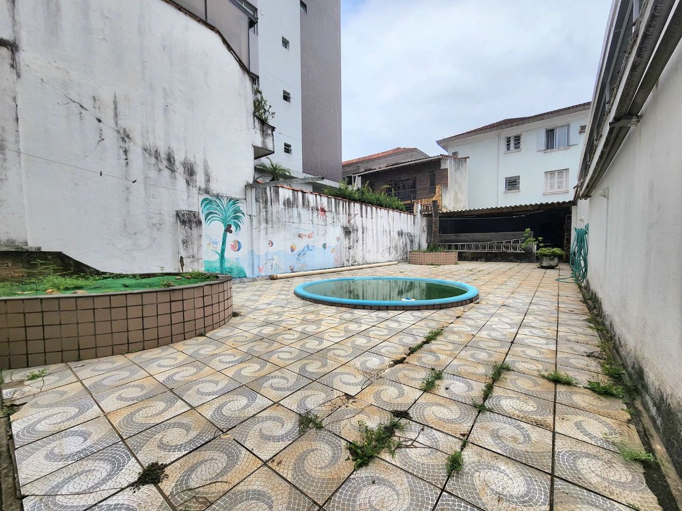 Casa com 3 dormitórios à venda, 198 m² por R$ 1.099.000,00 - Marapé - Santos/SP
