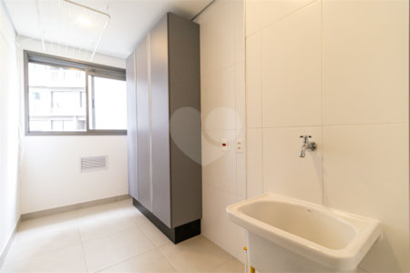 Apartamento para alugar com 2 suítes em Vila Olímpia, São Paulo, SP