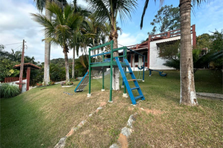 Casa em condomínio à venda com 3 quartos, sendo 1 suíte,  no Centro, Bom Jesus dos Perdões, SP