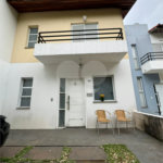 Casa à venda com 3 quartos, sendo 1 suíte, no condomínio New Village, Cotia - SP