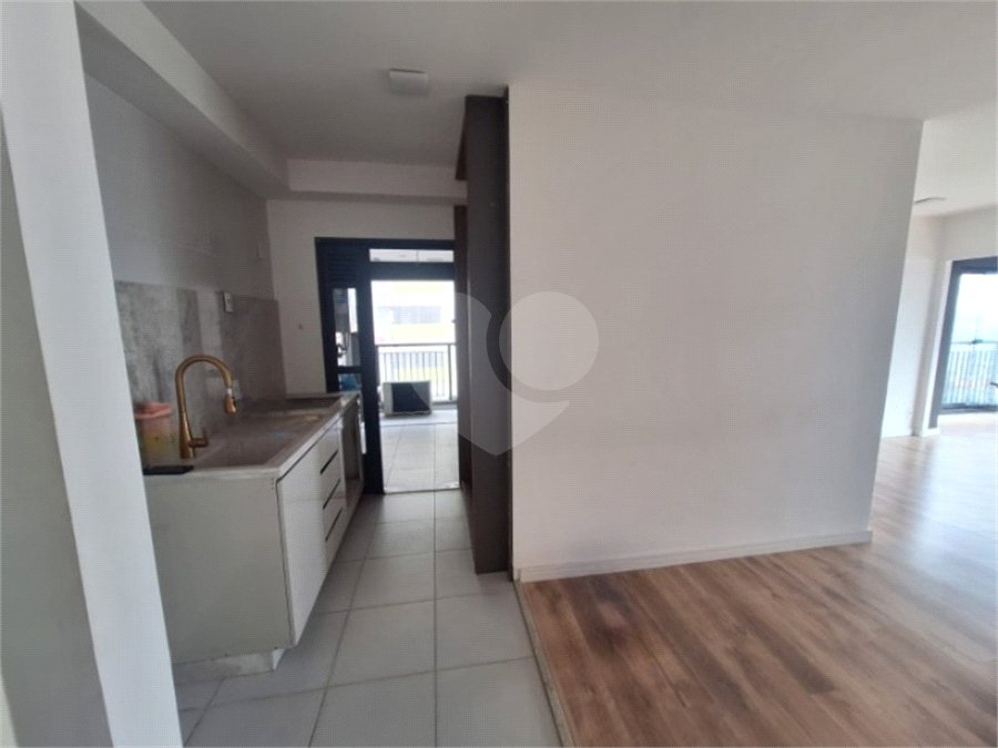 Apartamento à venda com 2 quartos, sendo 1 suíte,  em Vila Esperança, São Paulo, SP