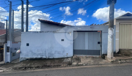 Casa à venda com 4 quartos no Centro, Tatuí, SP