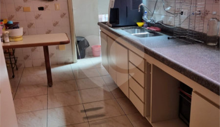 Casa à venda com 5 quartos, sendo 3 suítes,  em Vila Nova Caledônia, São Paulo, SP