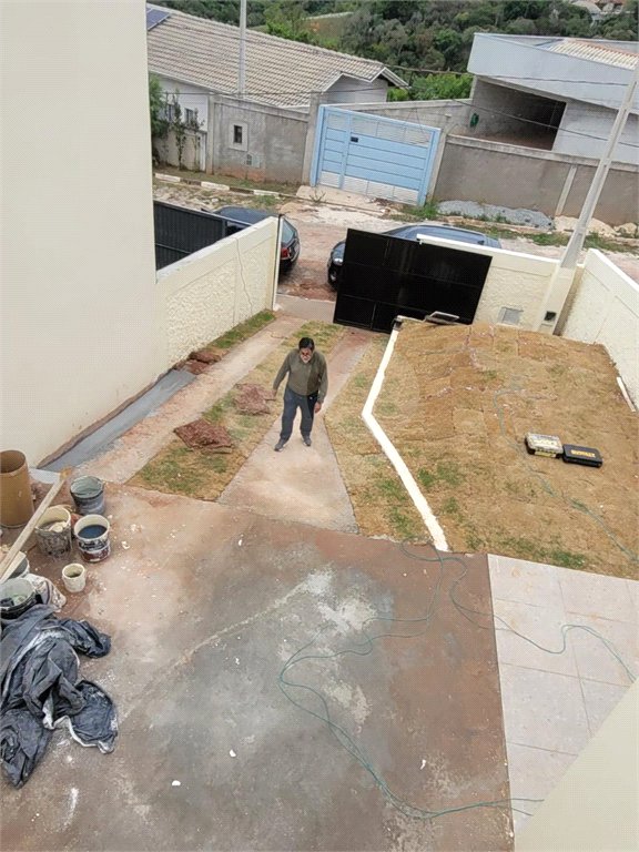 Casa à venda com 3 quartos, sendo 1 suíte, no condomínio Mirante da Mantiqueira I, Mairiporã - SP