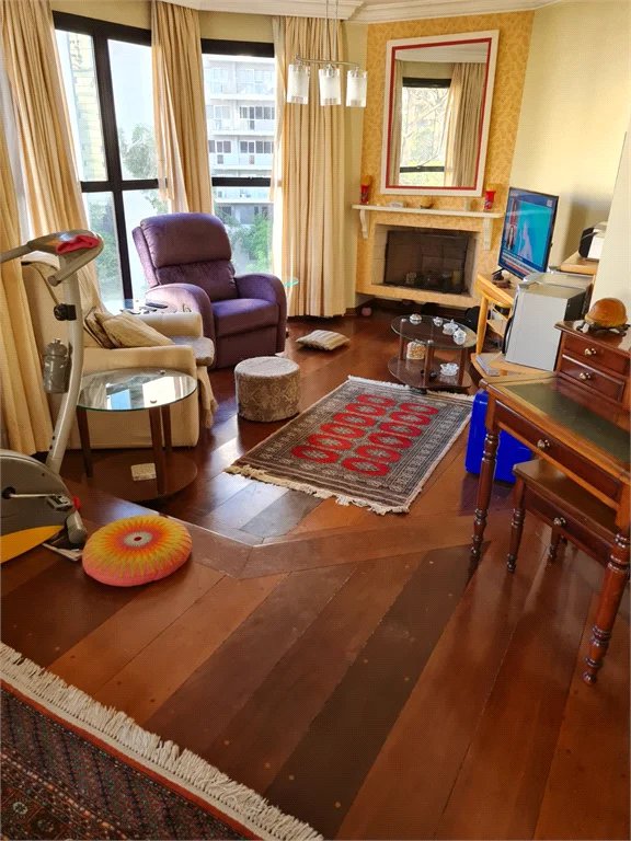 Apartamento à venda com 3 suítes em Vila Andrade, São Paulo, SP