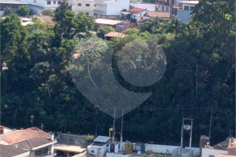 Sobrado à venda com 4 quartos em Lavapés, Mairiporã, SP