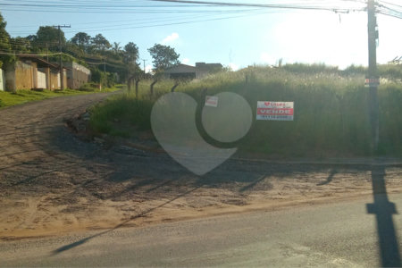 Terreno à venda com 1 quarto no Centro, Nazaré Paulista, SP