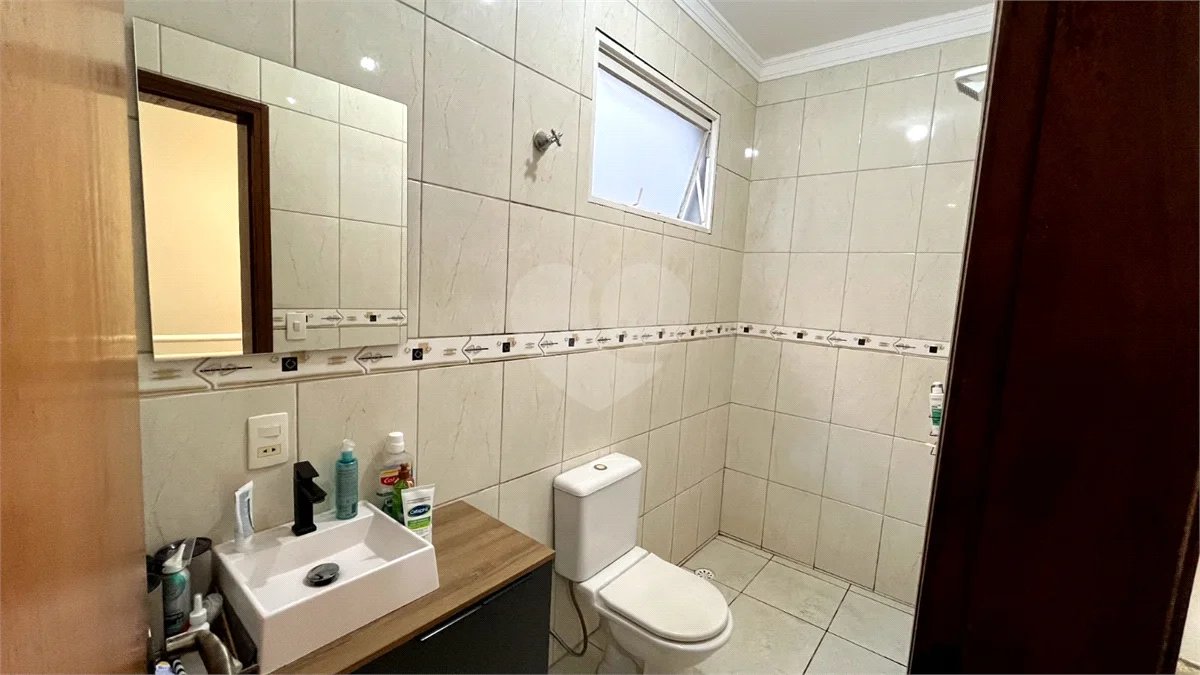 Belo Sobrado a venda em condomínio (Indaiatuba-SP)