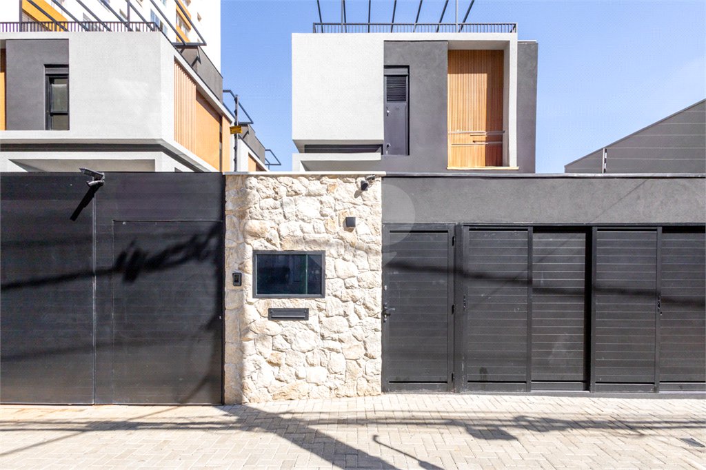 Casa Cube em Condomínio Fechado | Rooftop Privativo | 3 Dorms | 2 Vagas | Paraíso