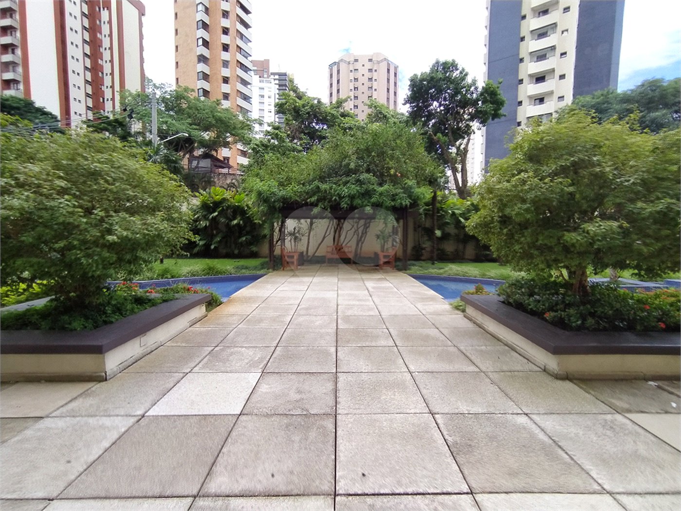 Apartamento de 145m2 com varanda gourmet 3 dormitórios e 2 vagas à venda na Chácara Klabin