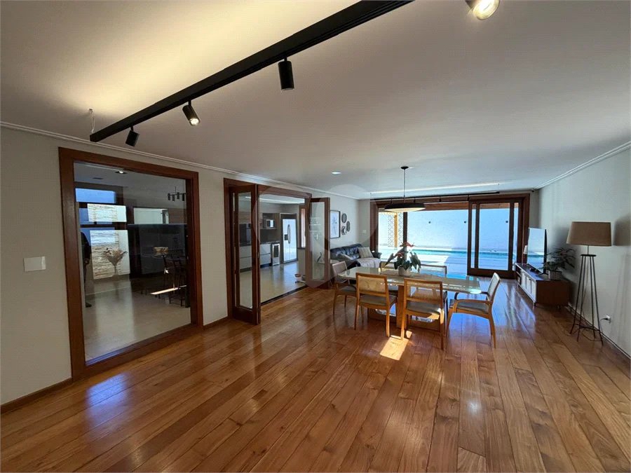 Casa com 4 quartos com sofisticação, conforto e exclusividade no Jardim Europa
