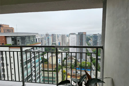 Casa Ibirapuera Apartments da Cyrela, a poucos minutos do Parque Ibirapuera, na Vila Clementino, com fácil acesso a Av. 23 de Maio e ao Shopping Santa Cruz. Apartamento de 2 dorms,, 1 suíte, 1 vaga de garagem.. Um condomínio com área de lazer tipo clube.