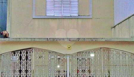 Casa à venda com 3 quartos, sendo 1 suíte, em Jardim Aeroporto, São Paulo, SP