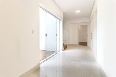 Casa à venda com 4 suítes no condomínio Villagio Quadrifolio, São Paulo - SP