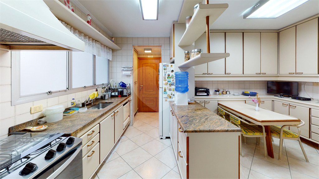 Vendo Apartamento - Campo Belo