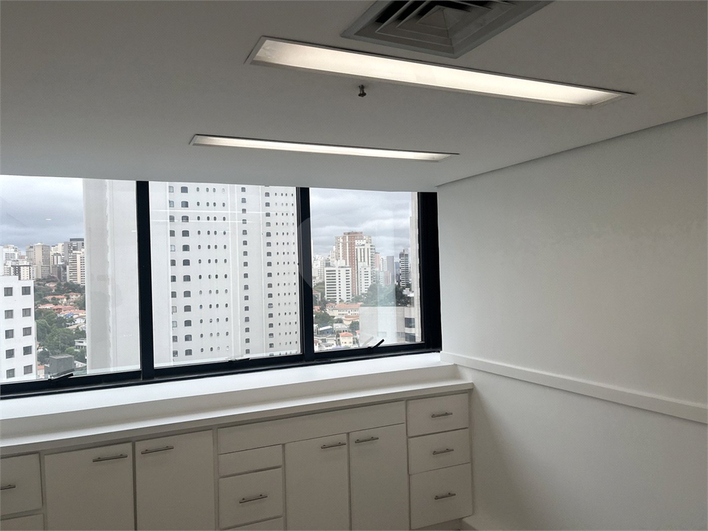 Sala à venda ou para alugar em Santa Cecília, São Paulo, SP