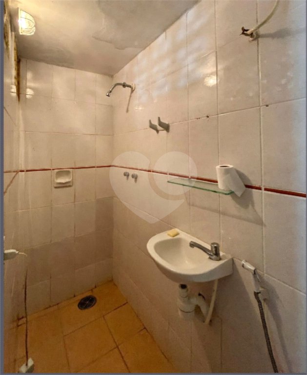 Casa à venda com 4 quartos, sendo 1 suíte, em Lagoa, Rio de Janeiro, RJ