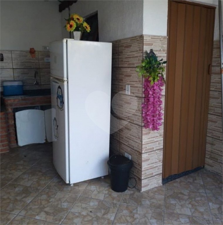 Casa à venda com 4 quartos, sendo 1 suíte, em Cidade Kemel, Poá, SP