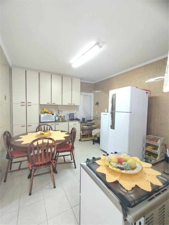 Apartamento à venda com 2 quartos, sendo 1 suíte, em Campo Aviação, Praia Grande, SP