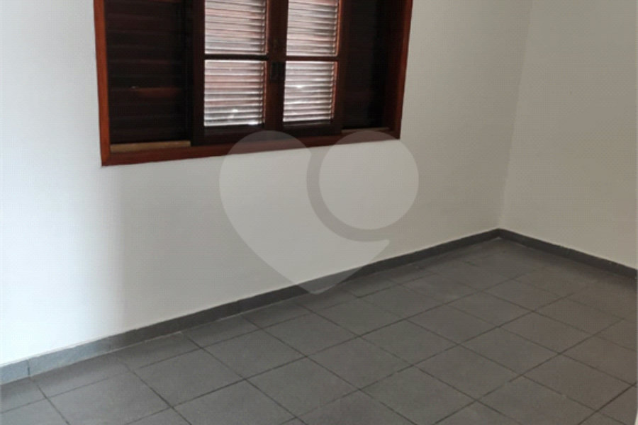 Sobrado à venda com 3 quartos, sendo 1 suíte, em Vila Nova Mazzei, São Paulo, SP