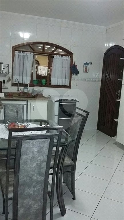 Sobrado à venda com 3 quartos, sendo 1 suíte, em Vila Guilherme, São Paulo, SP