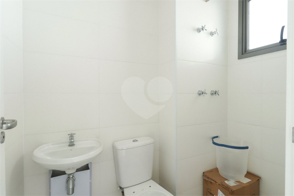 Apartamento à venda com 3 quartos, sendo 2 suítes,  em Brooklin, São Paulo, SP