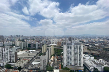 Apartamento à venda com 3 quartos, sendo 1 suíte, em Brás, São Paulo, SP